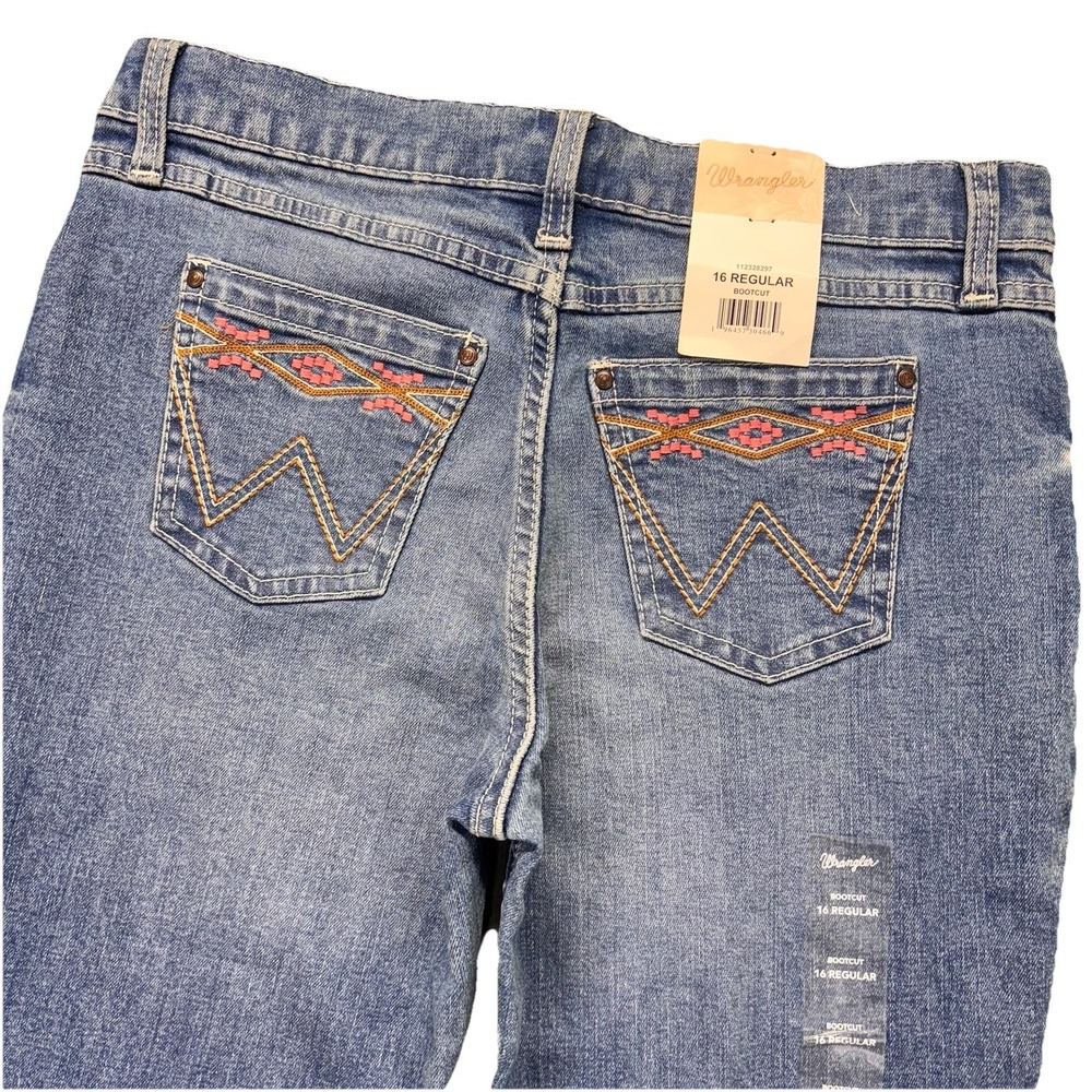 Wrangler Jeans Womens 16 R 30x34 BootCut Blue Denim Embroidered Western NEW